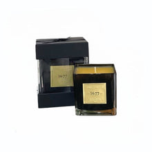 Load image into Gallery viewer, Gentlemen 1677 Candle