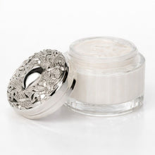 Load image into Gallery viewer, Tryst Iconic Body Cream Jar