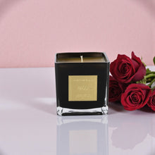 Load image into Gallery viewer, Gentlemen 1677 Candle