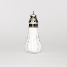 Load image into Gallery viewer, Royal Extract Iconic Dusting Silk Powder Shaker