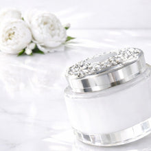 Load image into Gallery viewer, Premiere Iconic Body Cream Jar