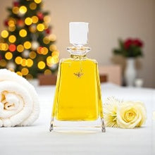 Load image into Gallery viewer, Royal Extract Bath Gel, Grand Decanter