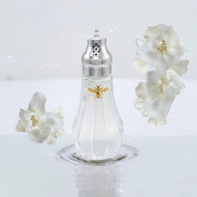 Load image into Gallery viewer, Royal Extract Iconic Dusting Silk Powder Shaker