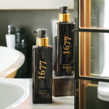 Load image into Gallery viewer, Gentlemen 1677 Hair Care Set