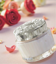 Load image into Gallery viewer, Tryst Iconic Body Cream Jar
