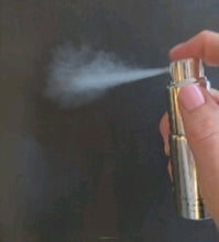 Load image into Gallery viewer, Tryst Dusting Silk Powder Spray Mist

