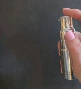 Tryst Dusting Silk Powder Spray Mist
