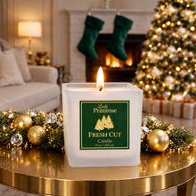 Load image into Gallery viewer, Fresh Cut Holiday Candle
