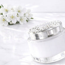 Load image into Gallery viewer, Royal Extract Iconic Body Cream Jar
