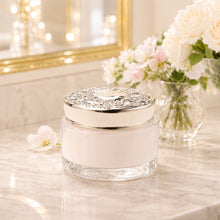 Load image into Gallery viewer, Royal Extract Iconic Body Cream Jar
