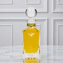 Load image into Gallery viewer, Royal Extract Bath Gel Decanter
